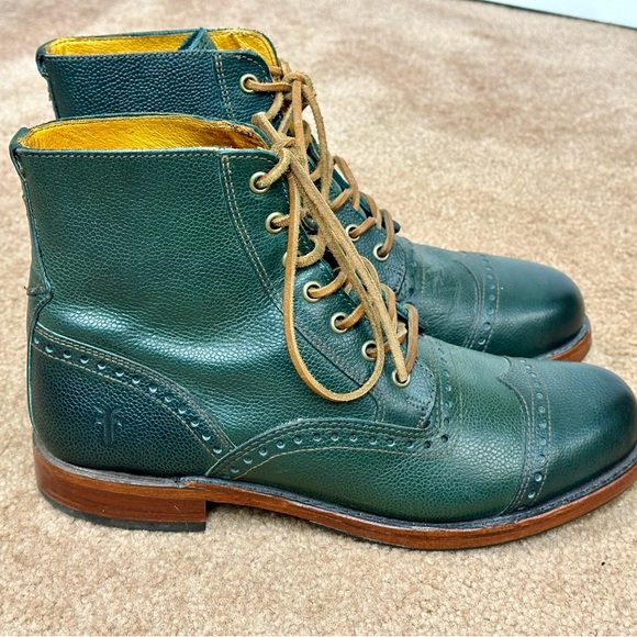 Frye USA Men’s 8.5 Arkansas Brogue Leather Boots Sold Elsewhere - Picture 9 of 10